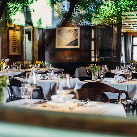 Hirschen - Fine Hotel, Restaurant&Spa-3